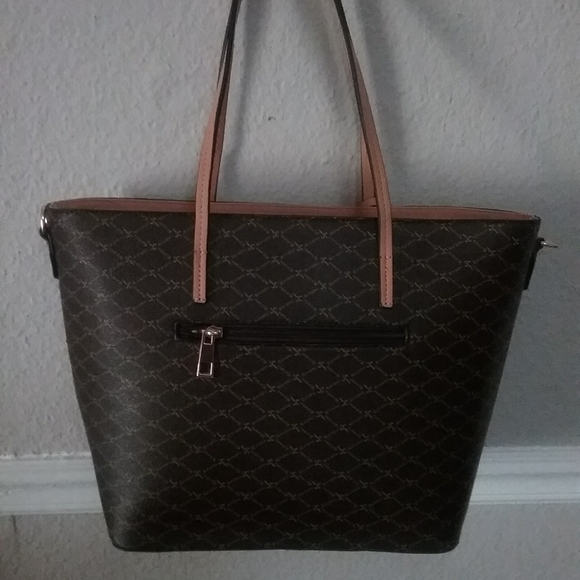 Very elegant and unique purse with a wallet inside - Picture 2 of 2